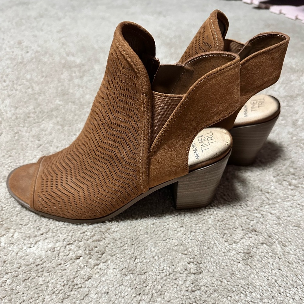 Women's Brown Heeled Ankle Boots